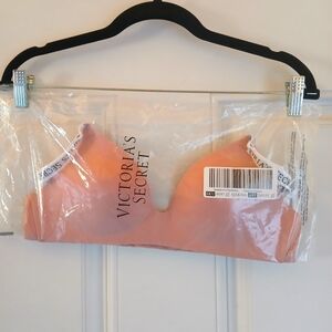 Brand New Victoria's Secret Peachy/Rose Bra